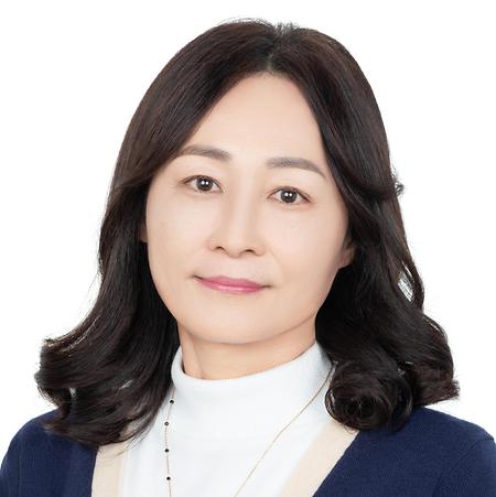 자연과학대학 반도체물리학과 류미이 교수